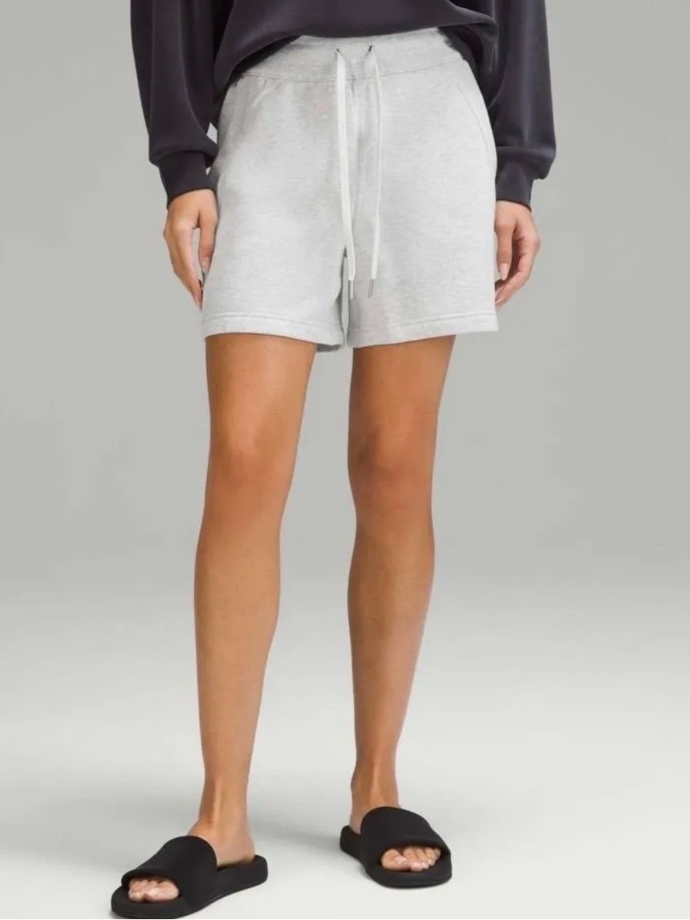 Lululemon Scuba High-Rise Short 5" Heathered Core Ultra Light Grey